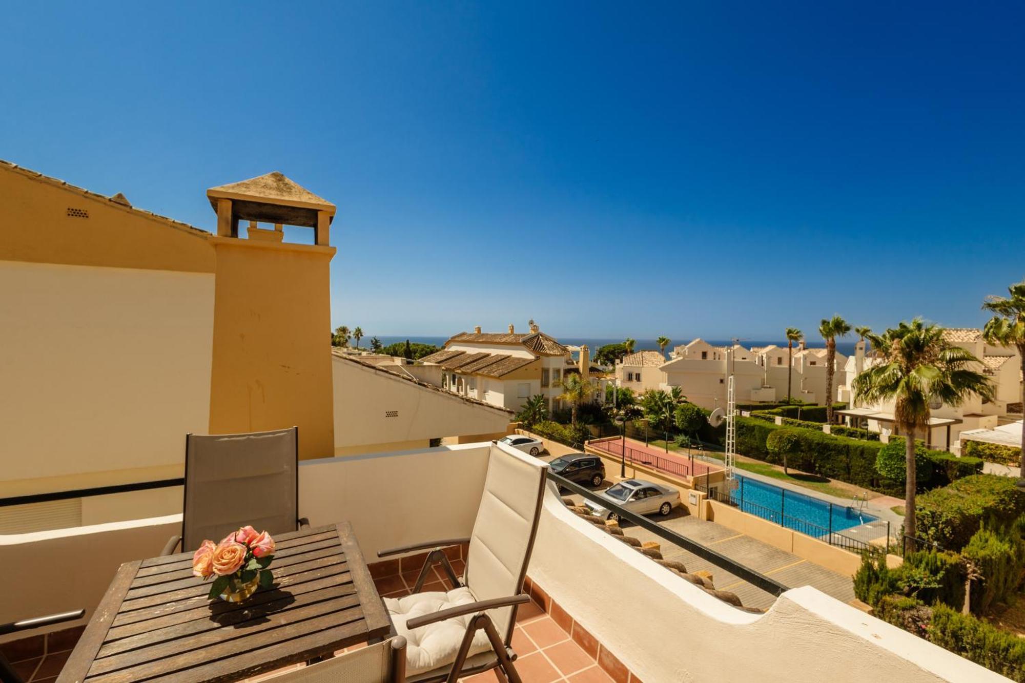 Beautiful Townhouse Walking Distance To The Beach In Costabella, Marbella Dış mekan fotoğraf