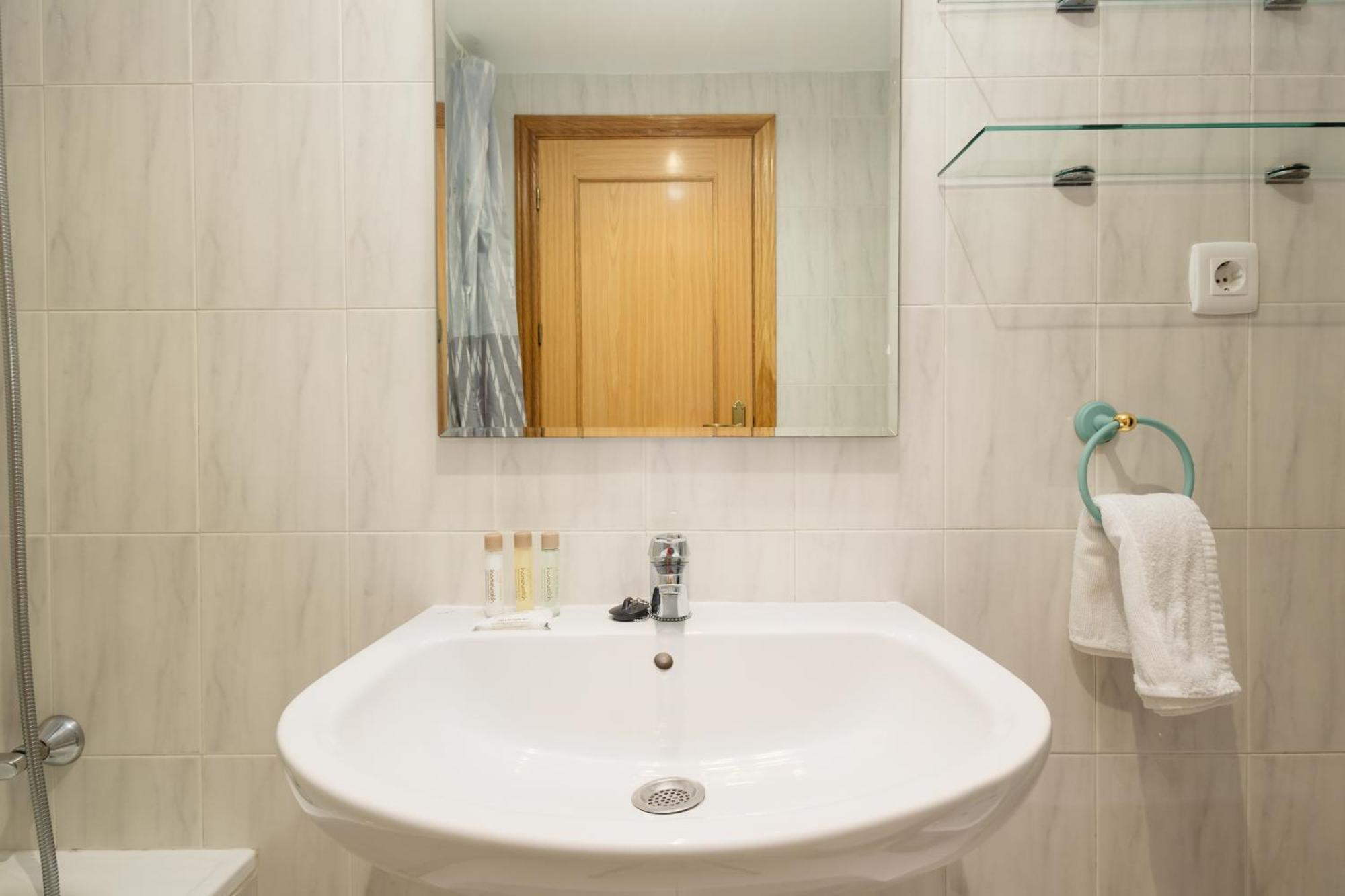 Beautiful Townhouse Walking Distance To The Beach In Costabella, Marbella Dış mekan fotoğraf