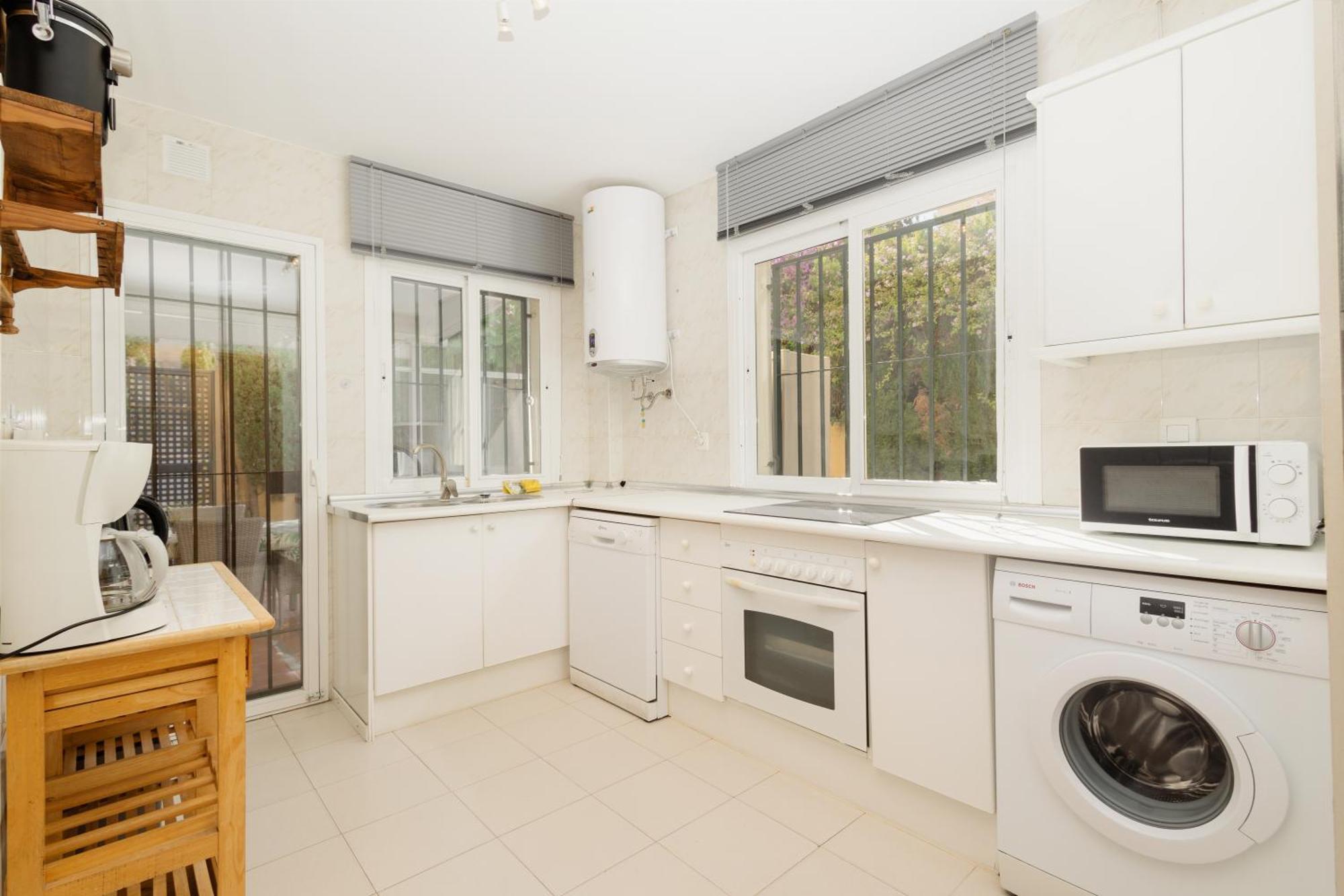 Beautiful Townhouse Walking Distance To The Beach In Costabella, Marbella Dış mekan fotoğraf