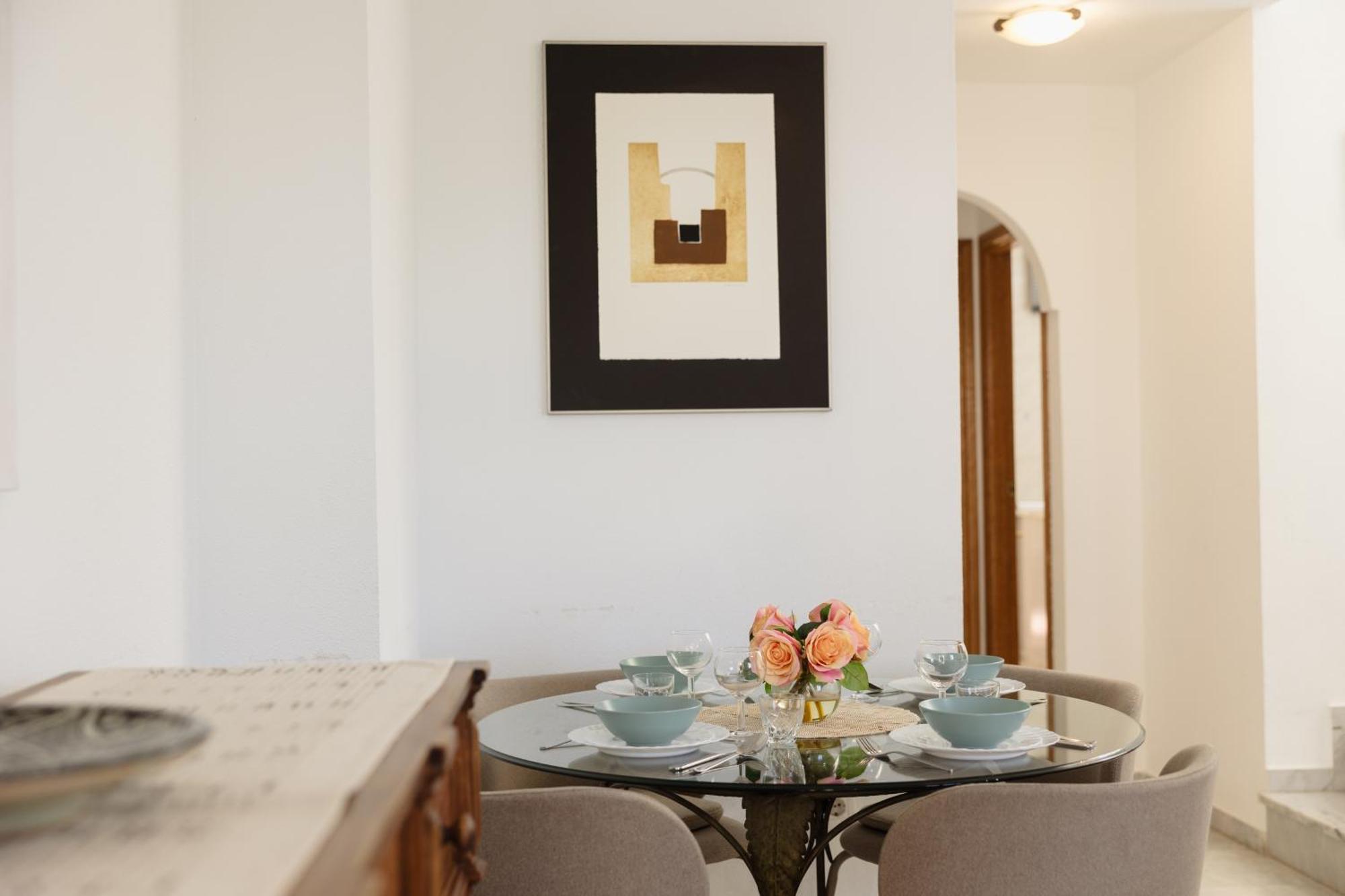 Beautiful Townhouse Walking Distance To The Beach In Costabella, Marbella Dış mekan fotoğraf