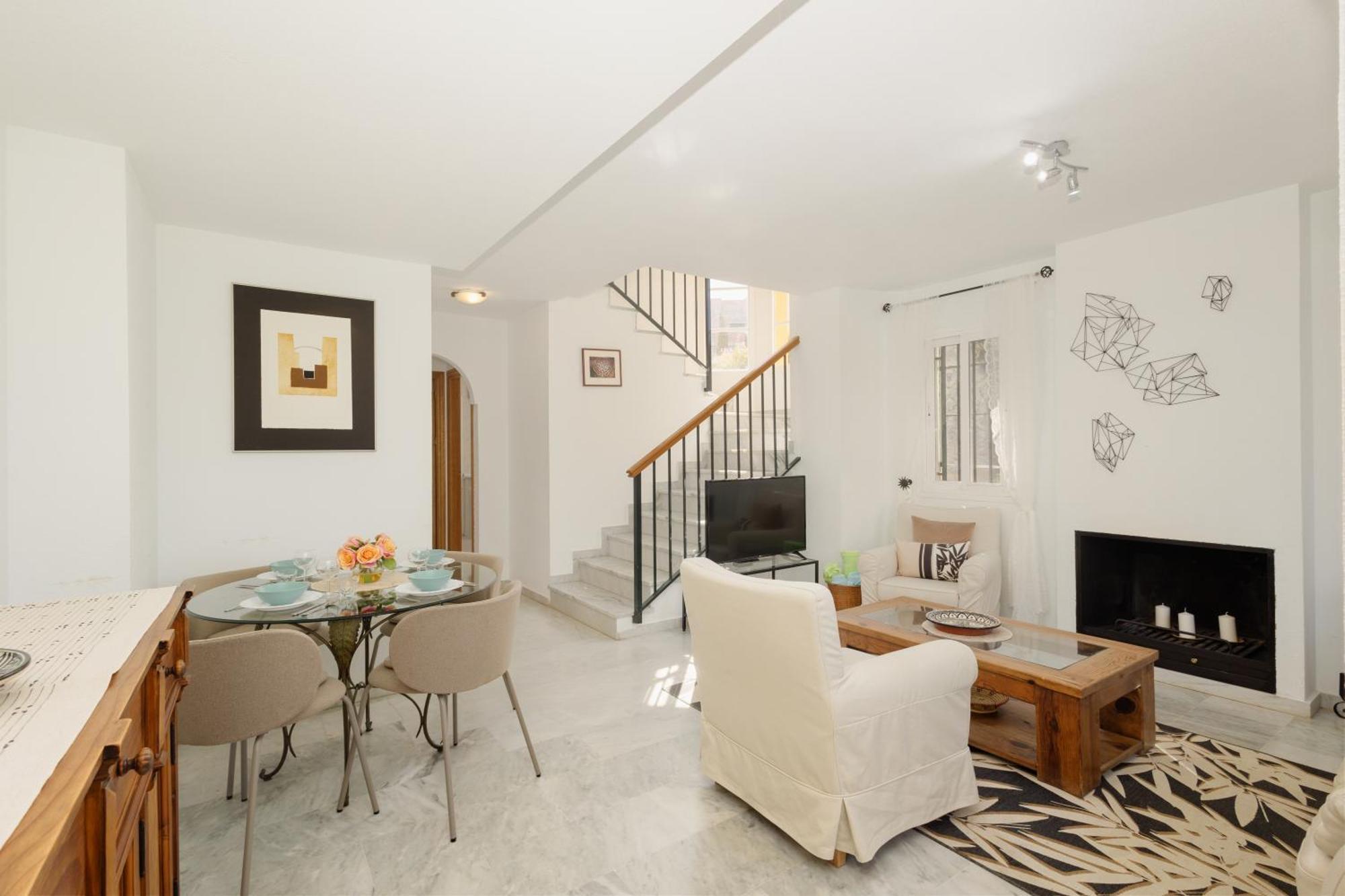 Beautiful Townhouse Walking Distance To The Beach In Costabella, Marbella Dış mekan fotoğraf